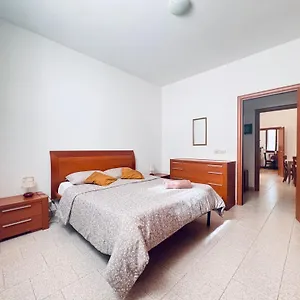 apt-casa-con-giardino-e-accesso-indipendente.it-lombardy.com/